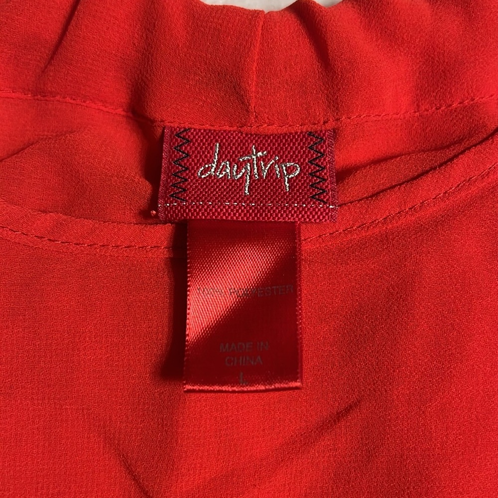 Daytrip Red Tank Sz L - Picture 3 of 7